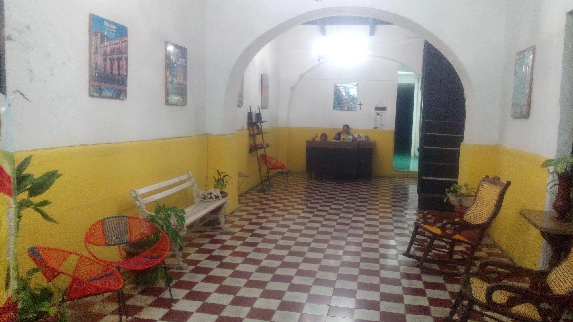 Hotel Sol Colonial 바야돌리드 외부 사진